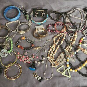 Mixed Jewelry Lot 10